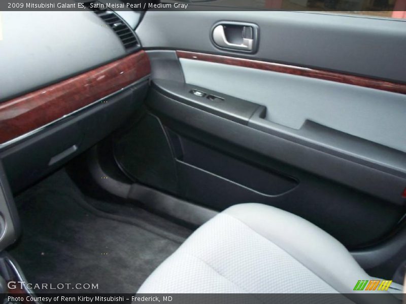 Satin Meisai Pearl / Medium Gray 2009 Mitsubishi Galant ES