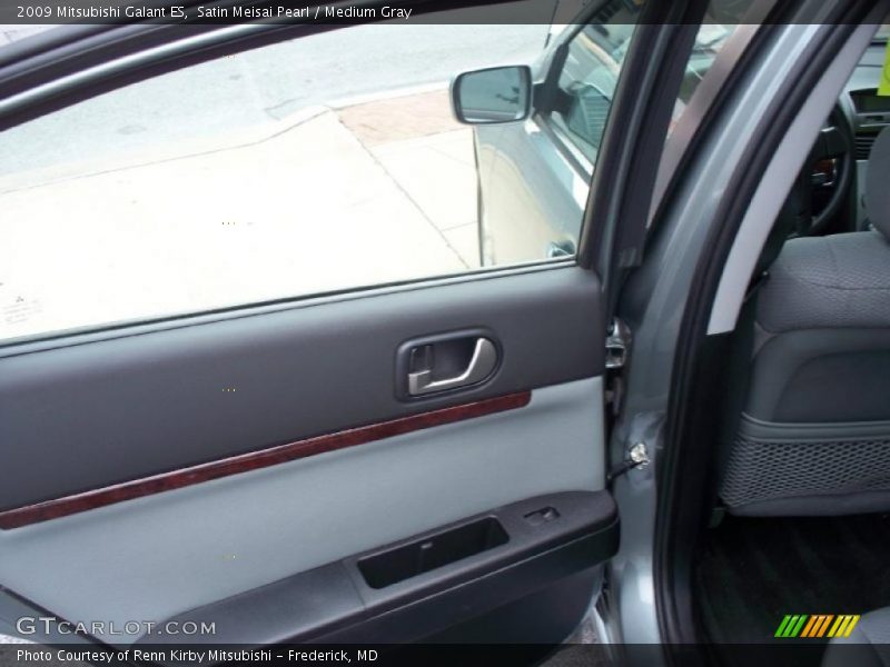 Satin Meisai Pearl / Medium Gray 2009 Mitsubishi Galant ES
