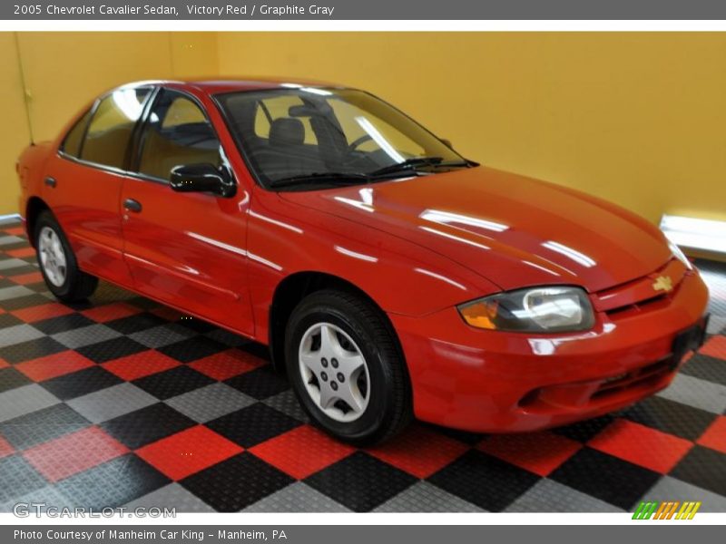 Victory Red / Graphite Gray 2005 Chevrolet Cavalier Sedan