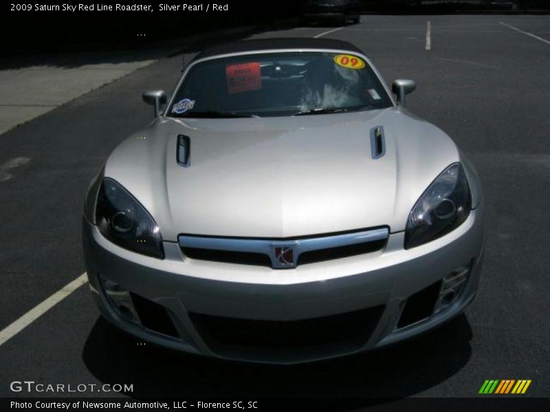 Silver Pearl / Red 2009 Saturn Sky Red Line Roadster