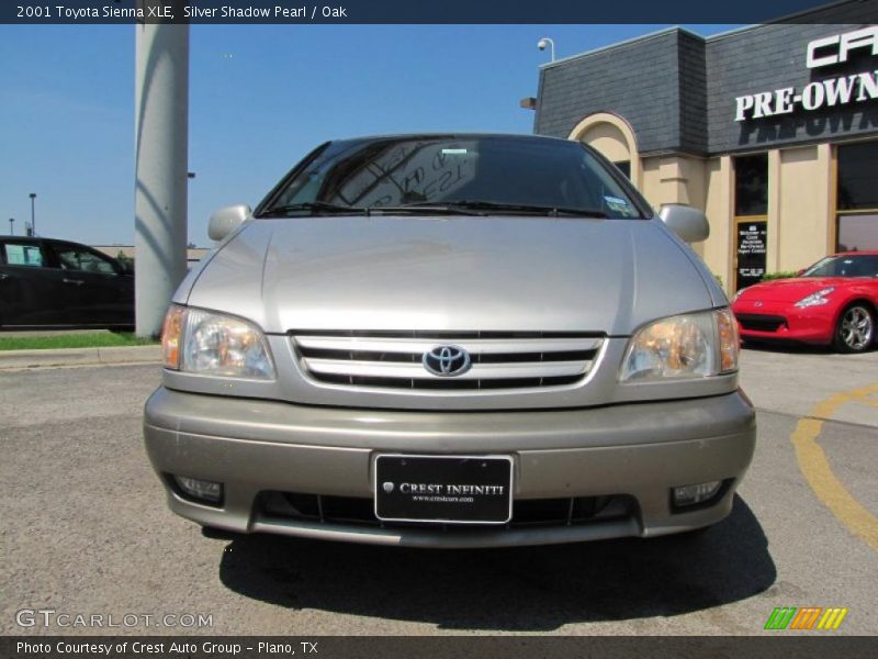 Silver Shadow Pearl / Oak 2001 Toyota Sienna XLE