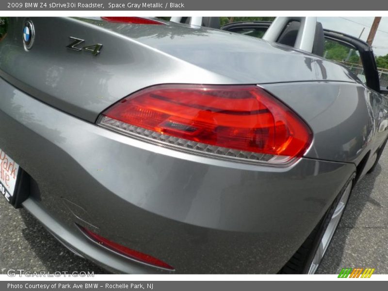 Space Gray Metallic / Black 2009 BMW Z4 sDrive30i Roadster