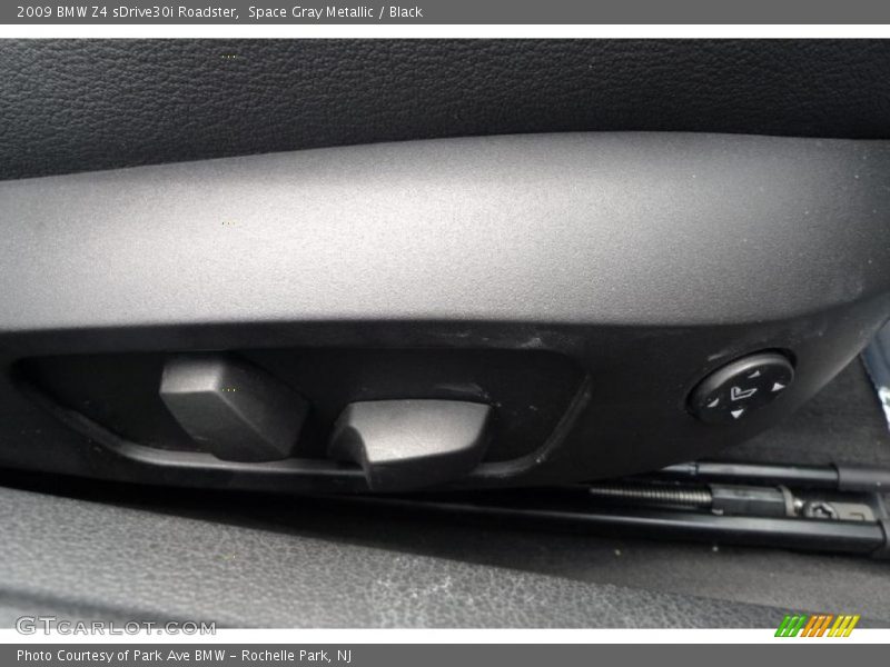 Space Gray Metallic / Black 2009 BMW Z4 sDrive30i Roadster