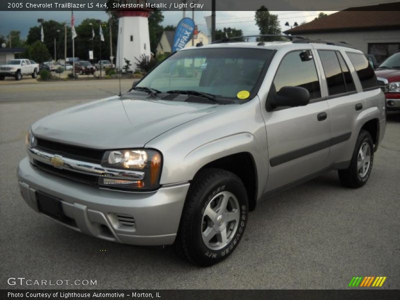 Silverstone Metallic / Light Gray 2005 Chevrolet TrailBlazer LS 4x4