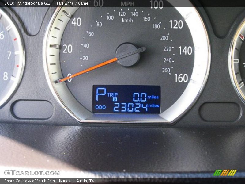 Pearl White / Camel 2010 Hyundai Sonata GLS