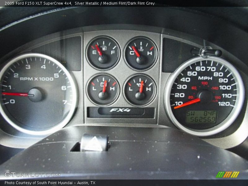 Silver Metallic / Medium Flint/Dark Flint Grey 2005 Ford F150 XLT SuperCrew 4x4
