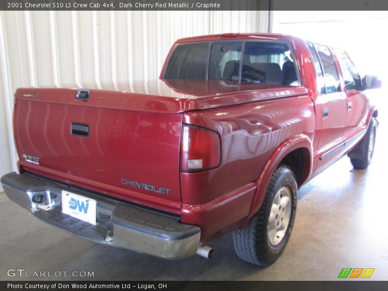 Dark Cherry Red Metallic / Graphite 2001 Chevrolet S10 LS Crew Cab 4x4