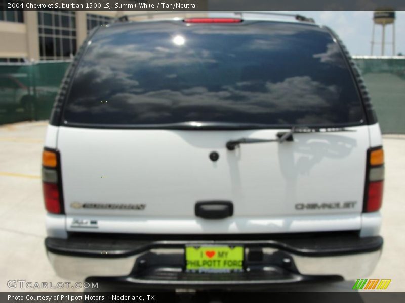 Summit White / Tan/Neutral 2004 Chevrolet Suburban 1500 LS