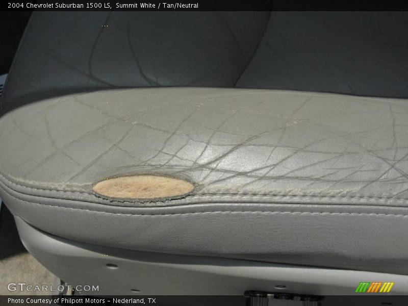Summit White / Tan/Neutral 2004 Chevrolet Suburban 1500 LS