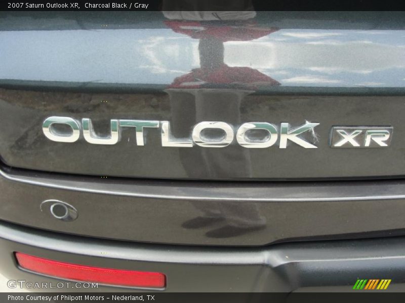 Charcoal Black / Gray 2007 Saturn Outlook XR