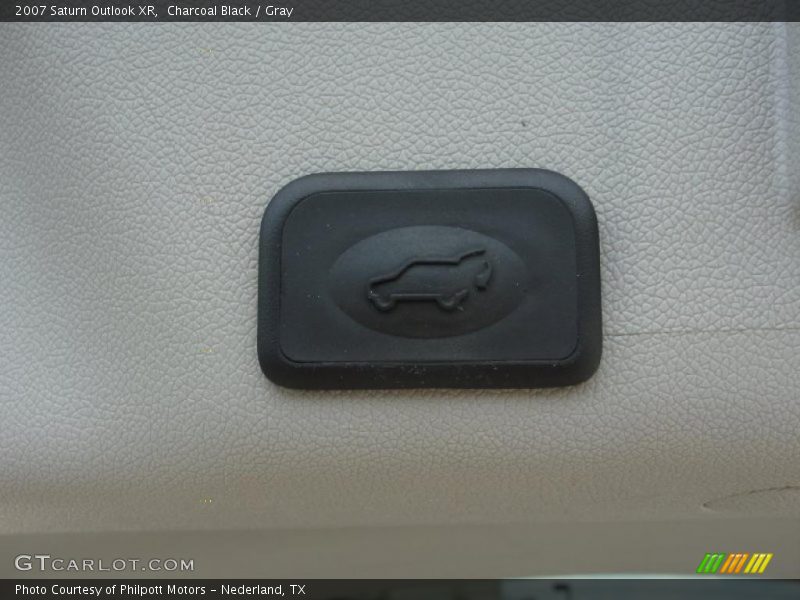 Charcoal Black / Gray 2007 Saturn Outlook XR
