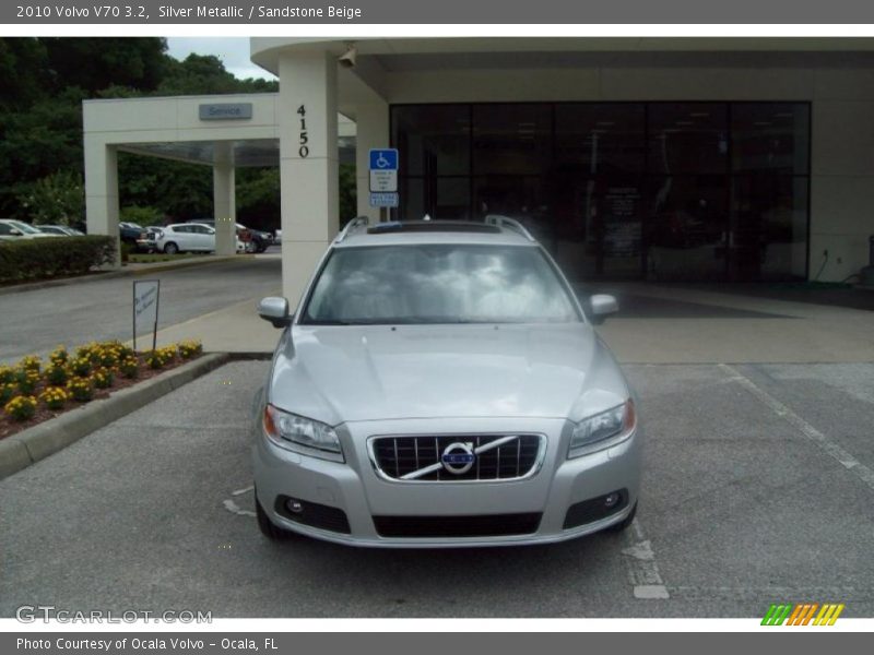 Silver Metallic / Sandstone Beige 2010 Volvo V70 3.2