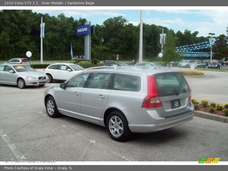 Silver Metallic / Sandstone Beige 2010 Volvo V70 3.2