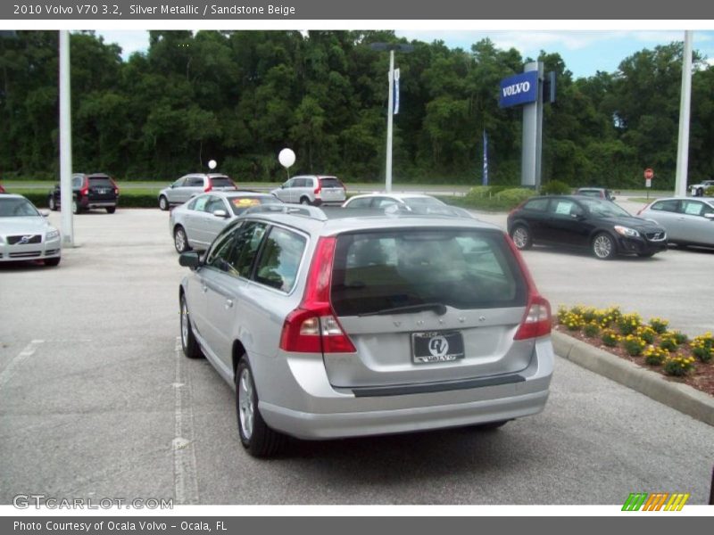 Silver Metallic / Sandstone Beige 2010 Volvo V70 3.2