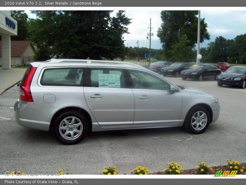 Silver Metallic / Sandstone Beige 2010 Volvo V70 3.2