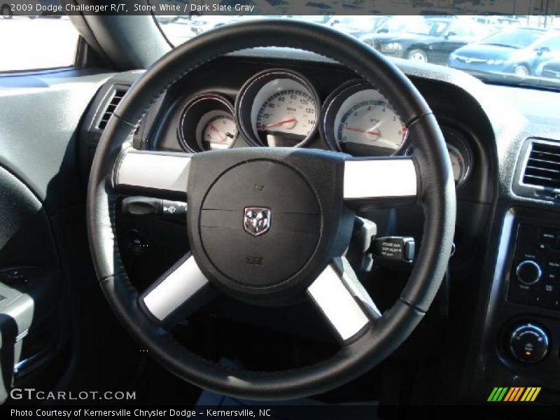 Stone White / Dark Slate Gray 2009 Dodge Challenger R/T