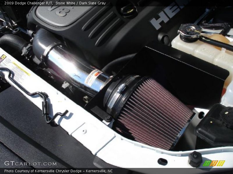 Stone White / Dark Slate Gray 2009 Dodge Challenger R/T