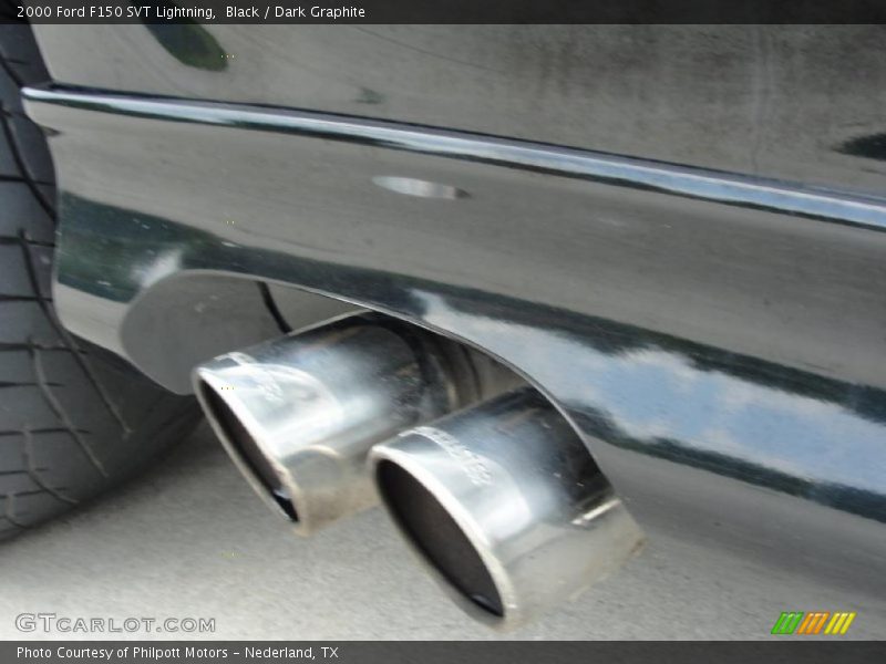 Black / Dark Graphite 2000 Ford F150 SVT Lightning