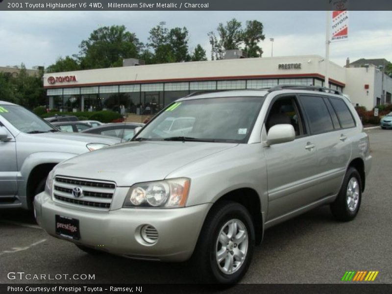 Millennium Silver Metallic / Charcoal 2001 Toyota Highlander V6 4WD