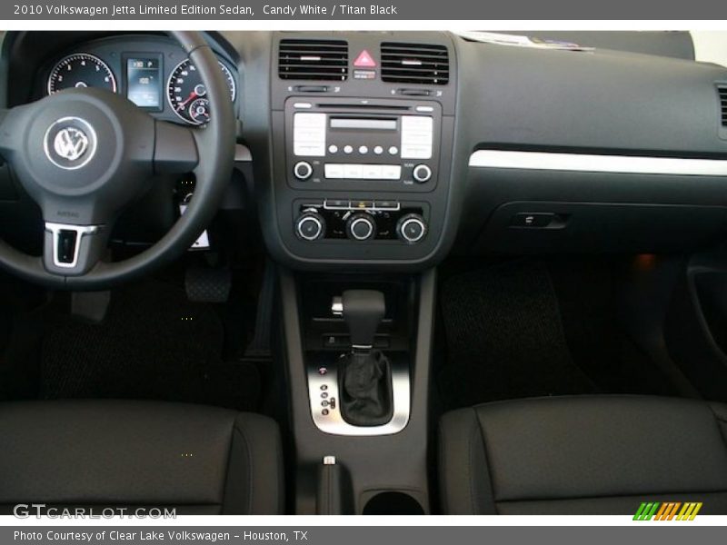Candy White / Titan Black 2010 Volkswagen Jetta Limited Edition Sedan