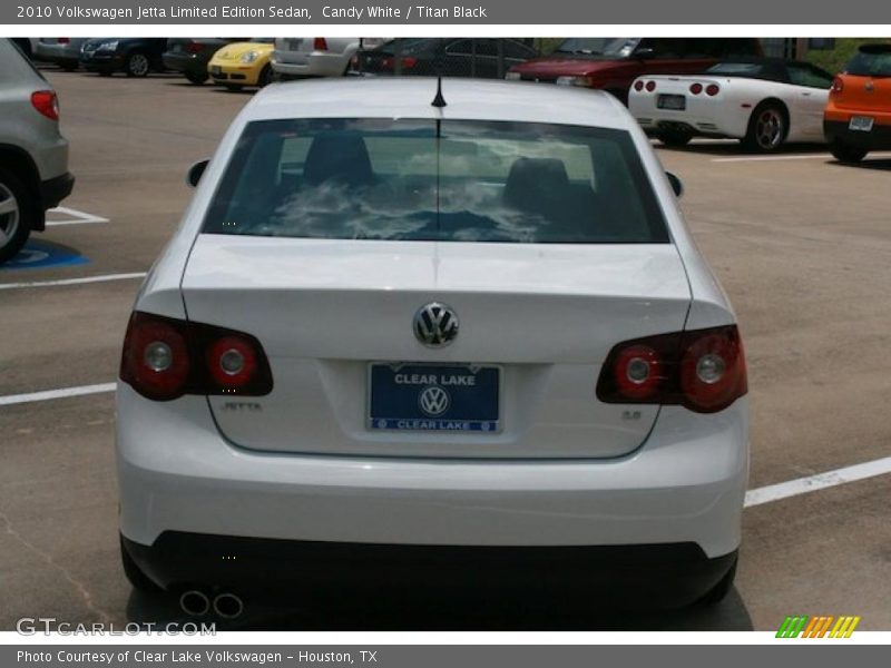 Candy White / Titan Black 2010 Volkswagen Jetta Limited Edition Sedan