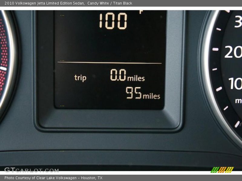 Candy White / Titan Black 2010 Volkswagen Jetta Limited Edition Sedan