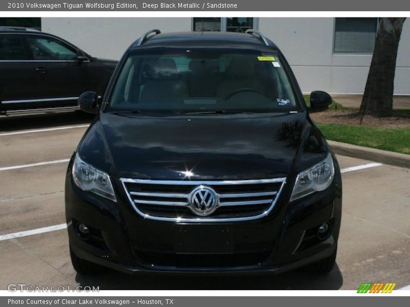 Deep Black Metallic / Sandstone 2010 Volkswagen Tiguan Wolfsburg Edition