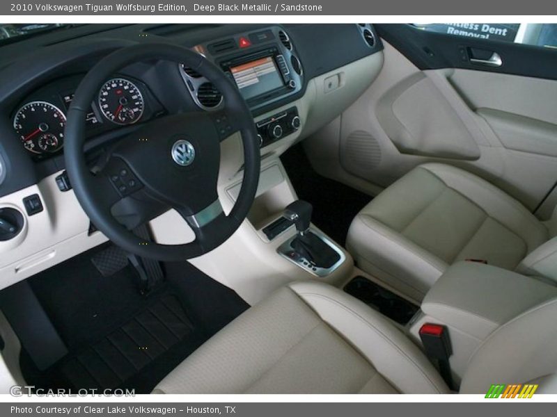 Deep Black Metallic / Sandstone 2010 Volkswagen Tiguan Wolfsburg Edition