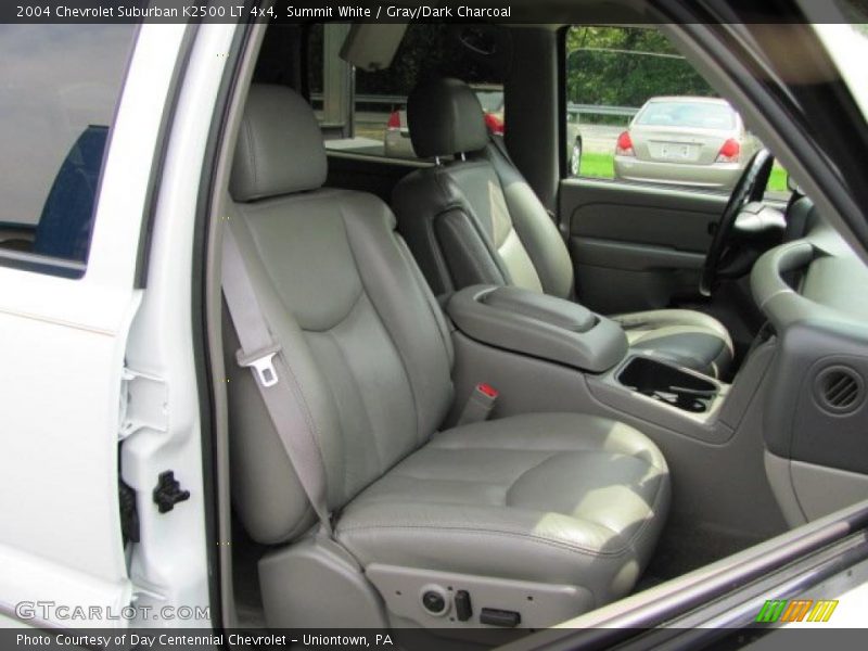 Summit White / Gray/Dark Charcoal 2004 Chevrolet Suburban K2500 LT 4x4
