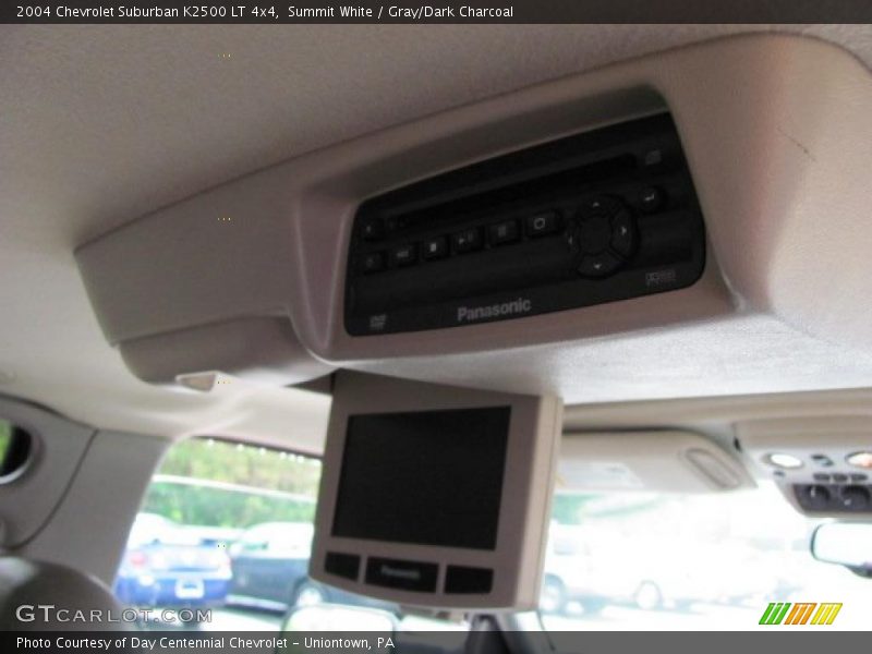 Summit White / Gray/Dark Charcoal 2004 Chevrolet Suburban K2500 LT 4x4