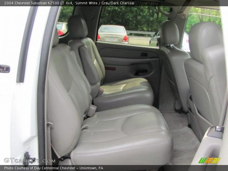 Summit White / Gray/Dark Charcoal 2004 Chevrolet Suburban K2500 LT 4x4