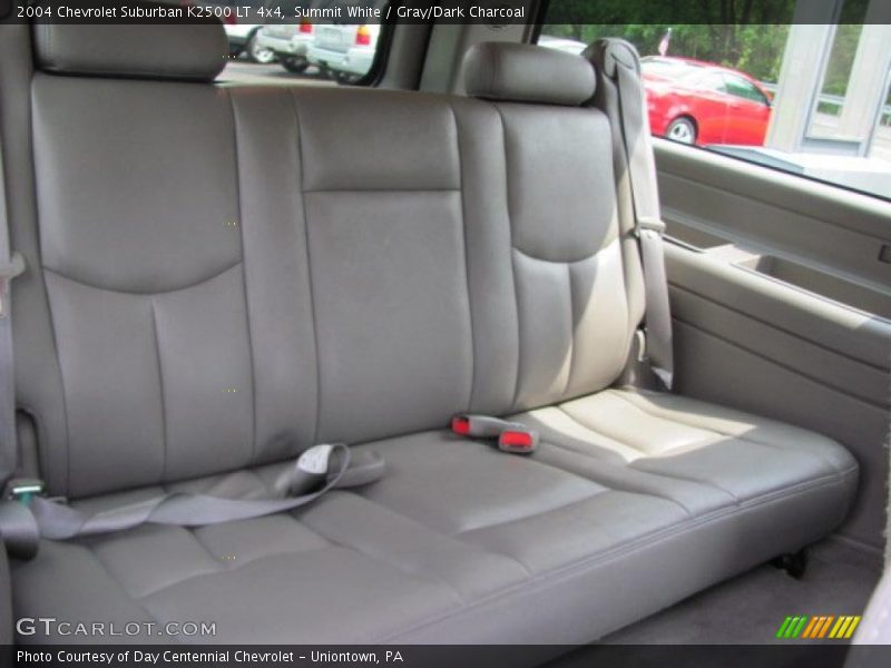 Summit White / Gray/Dark Charcoal 2004 Chevrolet Suburban K2500 LT 4x4