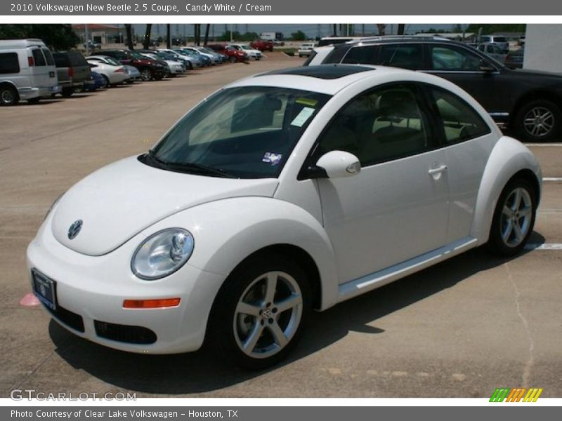 Candy White / Cream 2010 Volkswagen New Beetle 2.5 Coupe