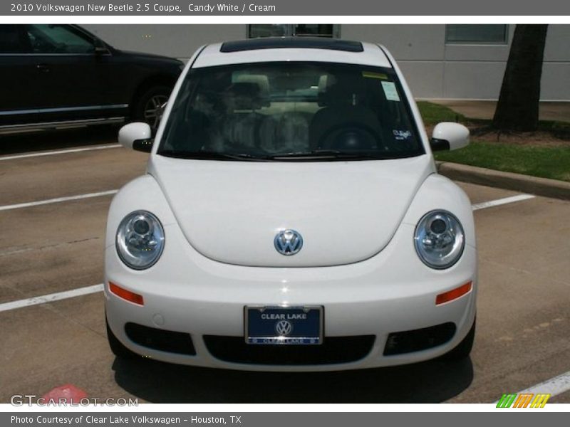 Candy White / Cream 2010 Volkswagen New Beetle 2.5 Coupe