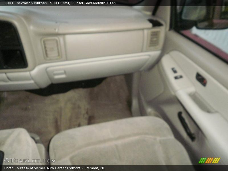 Sunset Gold Metallic / Tan 2001 Chevrolet Suburban 1500 LS 4x4