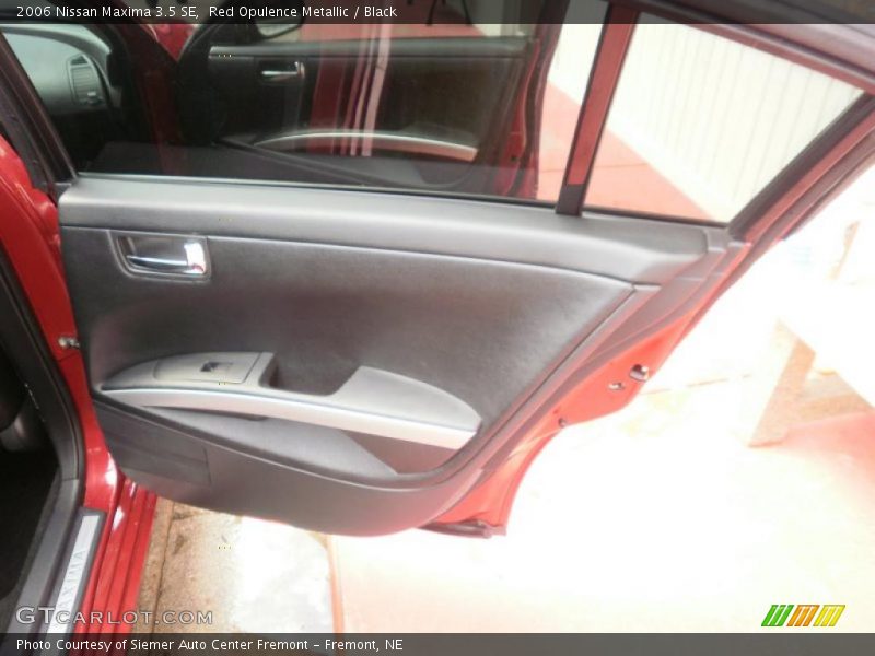 Red Opulence Metallic / Black 2006 Nissan Maxima 3.5 SE