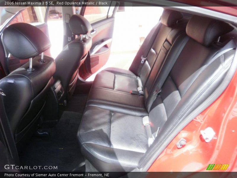 Red Opulence Metallic / Black 2006 Nissan Maxima 3.5 SE
