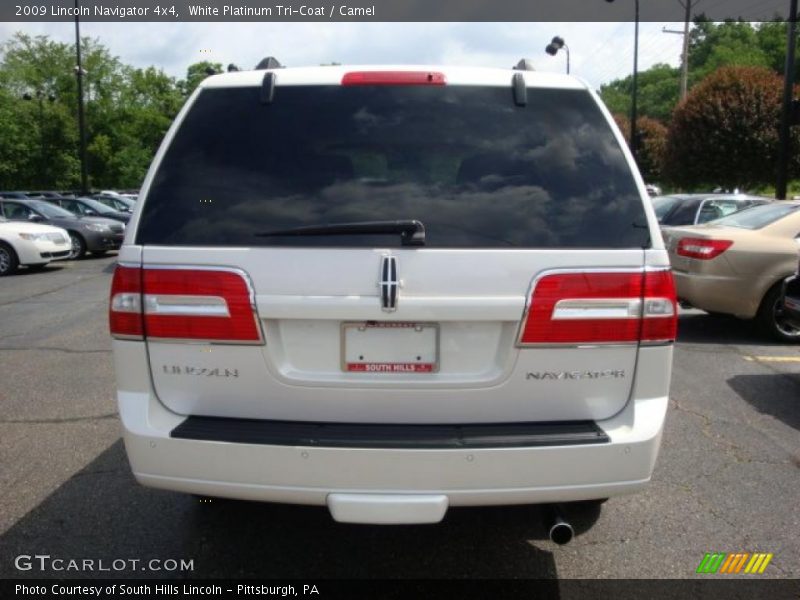 White Platinum Tri-Coat / Camel 2009 Lincoln Navigator 4x4
