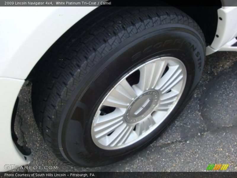 White Platinum Tri-Coat / Camel 2009 Lincoln Navigator 4x4