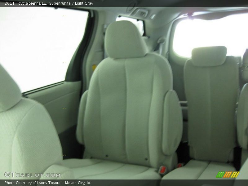 Super White / Light Gray 2011 Toyota Sienna LE