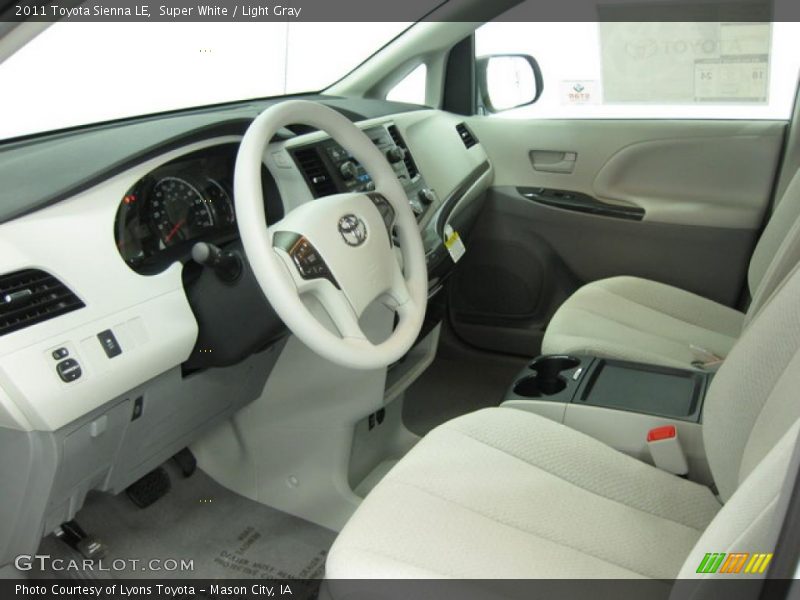 Super White / Light Gray 2011 Toyota Sienna LE