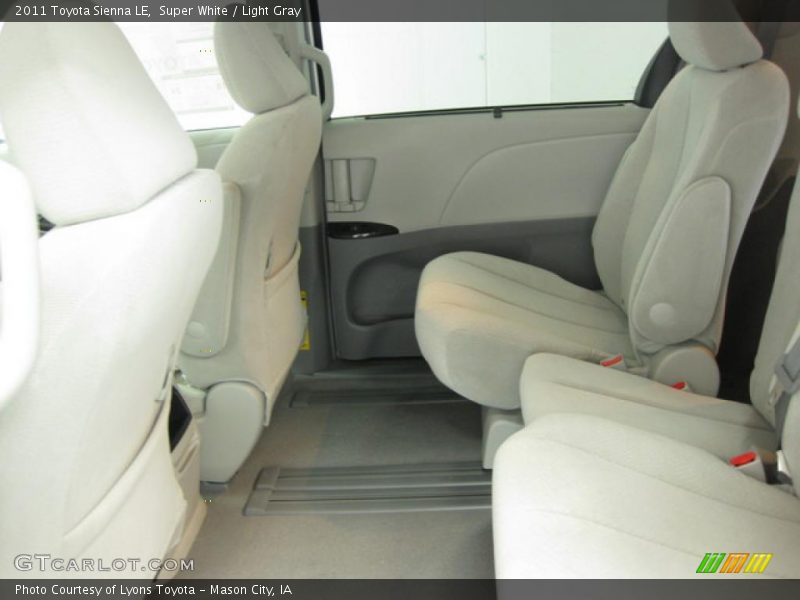 Super White / Light Gray 2011 Toyota Sienna LE