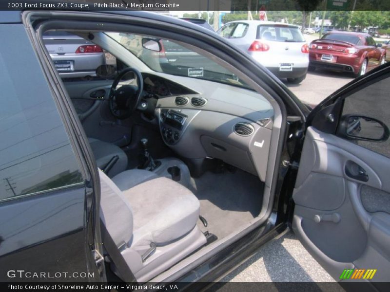 Pitch Black / Medium Graphite 2003 Ford Focus ZX3 Coupe