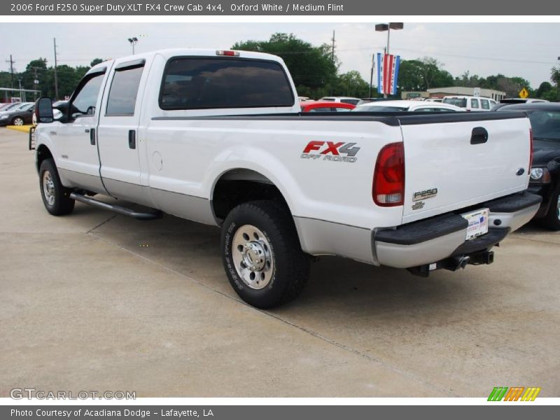 Oxford White / Medium Flint 2006 Ford F250 Super Duty XLT FX4 Crew Cab 4x4