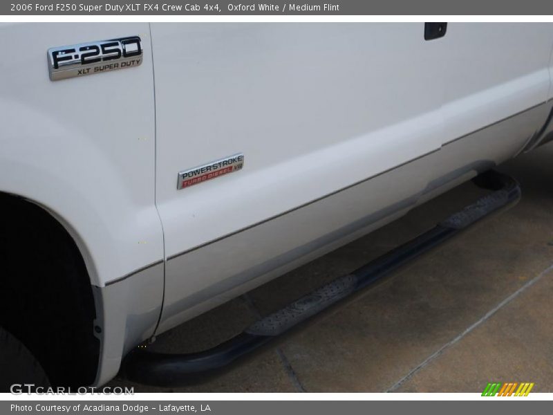 Oxford White / Medium Flint 2006 Ford F250 Super Duty XLT FX4 Crew Cab 4x4