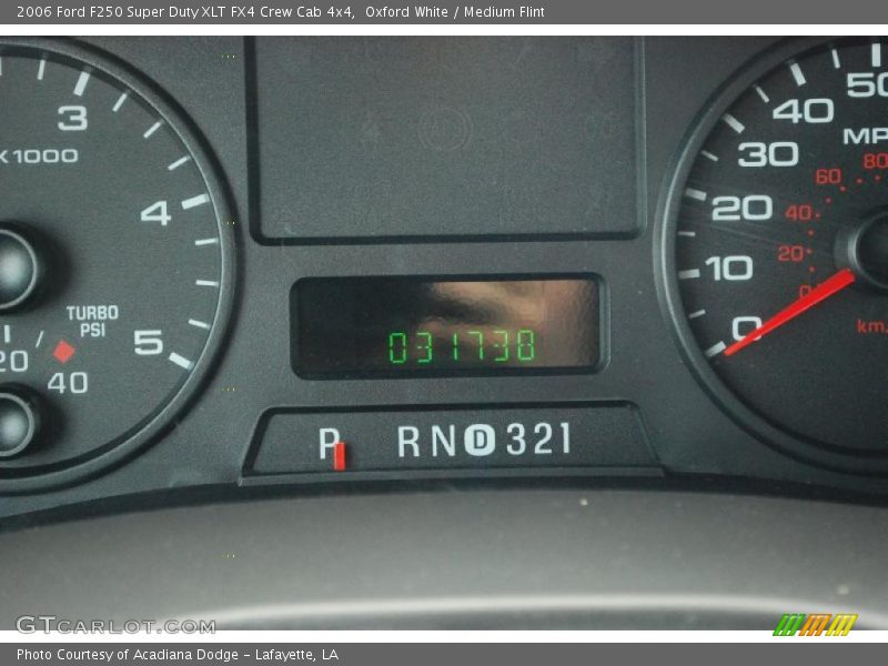 Oxford White / Medium Flint 2006 Ford F250 Super Duty XLT FX4 Crew Cab 4x4