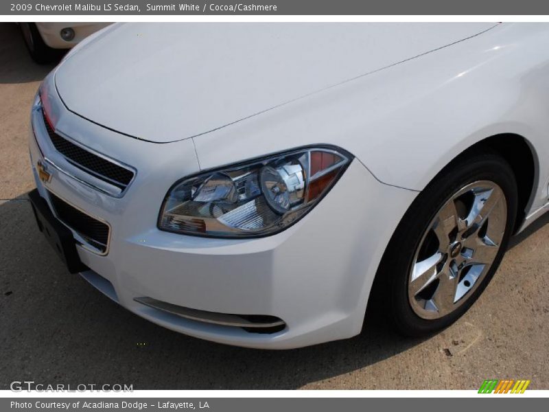 Summit White / Cocoa/Cashmere 2009 Chevrolet Malibu LS Sedan