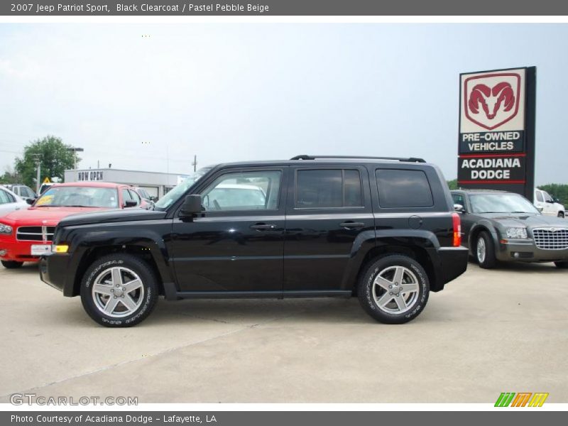 Black Clearcoat / Pastel Pebble Beige 2007 Jeep Patriot Sport