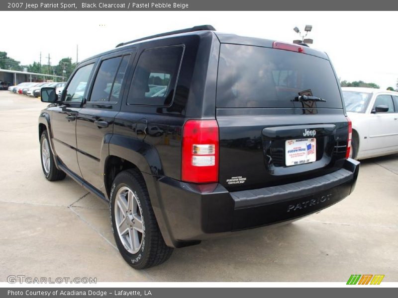 Black Clearcoat / Pastel Pebble Beige 2007 Jeep Patriot Sport