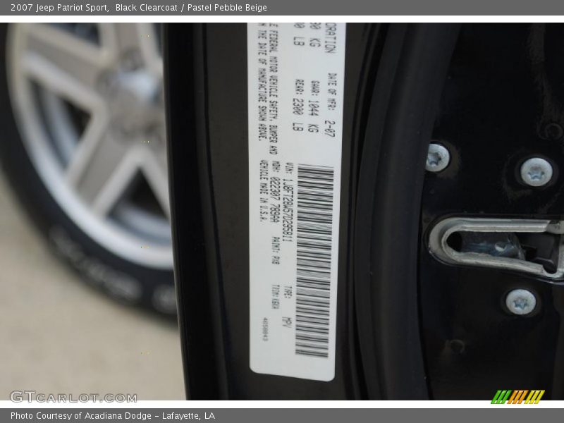 Black Clearcoat / Pastel Pebble Beige 2007 Jeep Patriot Sport